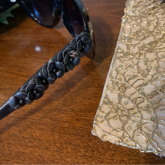 CHANEL Black Quilted Sunglasses. 100% Authentic - Picture 3 of 10